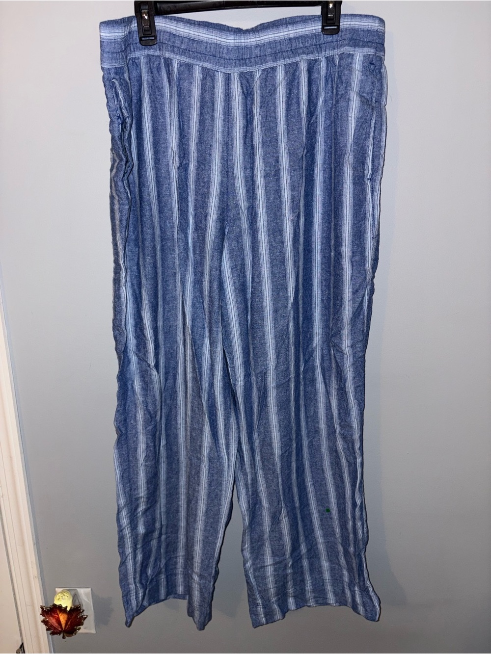 Old Navy Blue and White Striped Wide-Leg Pants